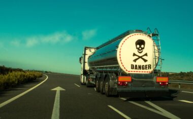 Ambiente, “Trasporti pericolosi, quando non serve nominare il consulente della sicurezza”