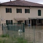 Energia “Edifici compromessi dall’alluvione, cosa fare per sospendere i pagamenti delle bollette fino al 31 ottobre”