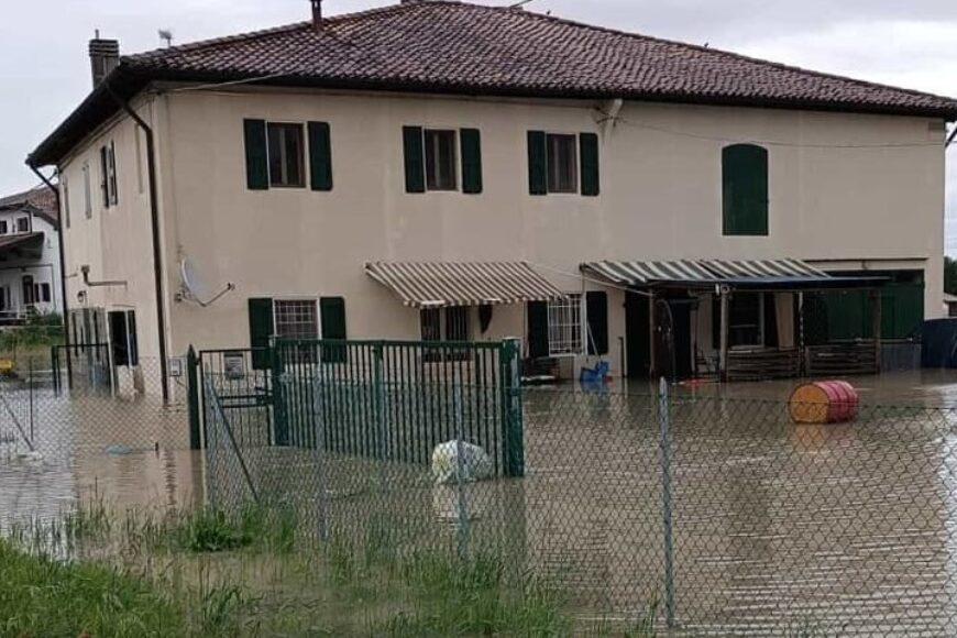 Energia “Edifici compromessi dall’alluvione, cosa fare per sospendere i pagamenti delle bollette fino al 31 ottobre”