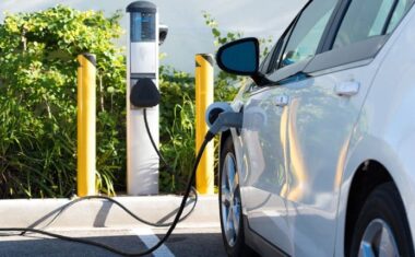 Energia: “Condomini e privati, come richiedere il bonus colonnine per la ricarica domestica”