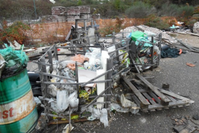Ambiente, “Quando un deposito di rifiuti diventa incontrollato?”